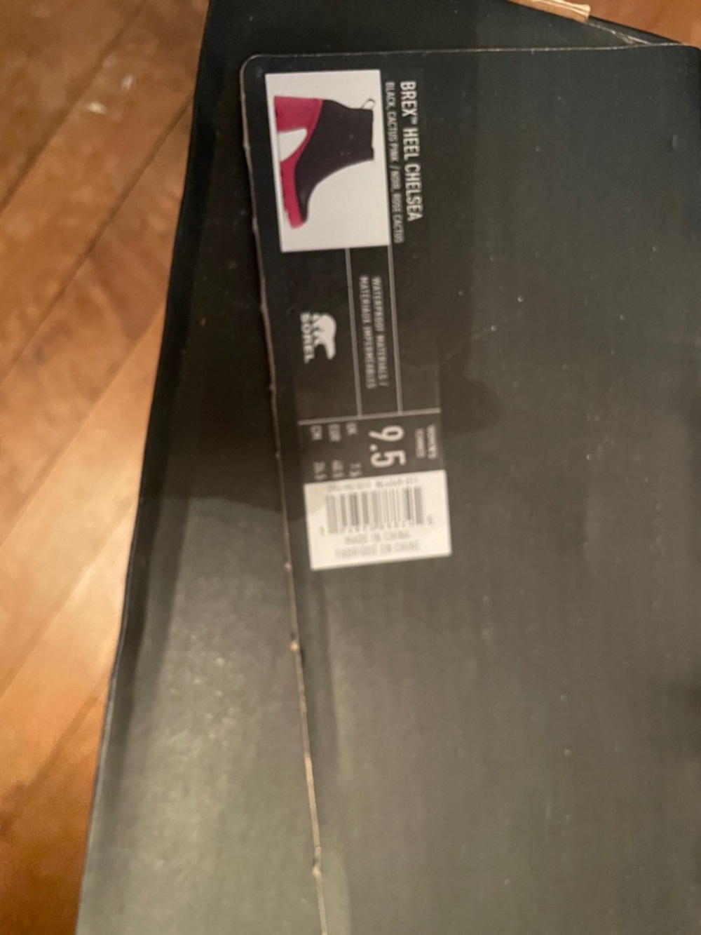 Sorel Women's Brex Heel Chelsea Heeled Boots in Black and Pink - NEVER WORN